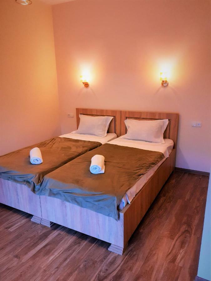 Ano'A Apartment Borjomi Ngoại thất bức ảnh