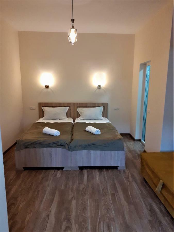Ano'A Apartment Borjomi Ngoại thất bức ảnh